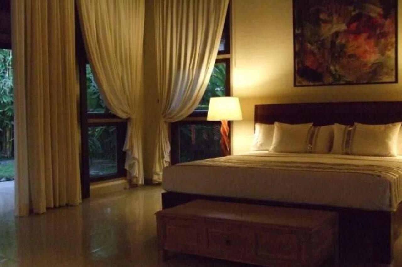Puri Lotus Hotel Ubud  Exterior photo