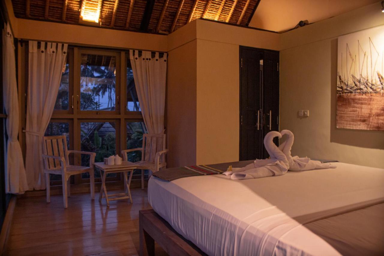 Puri Lotus Hotel Ubud  Exterior photo