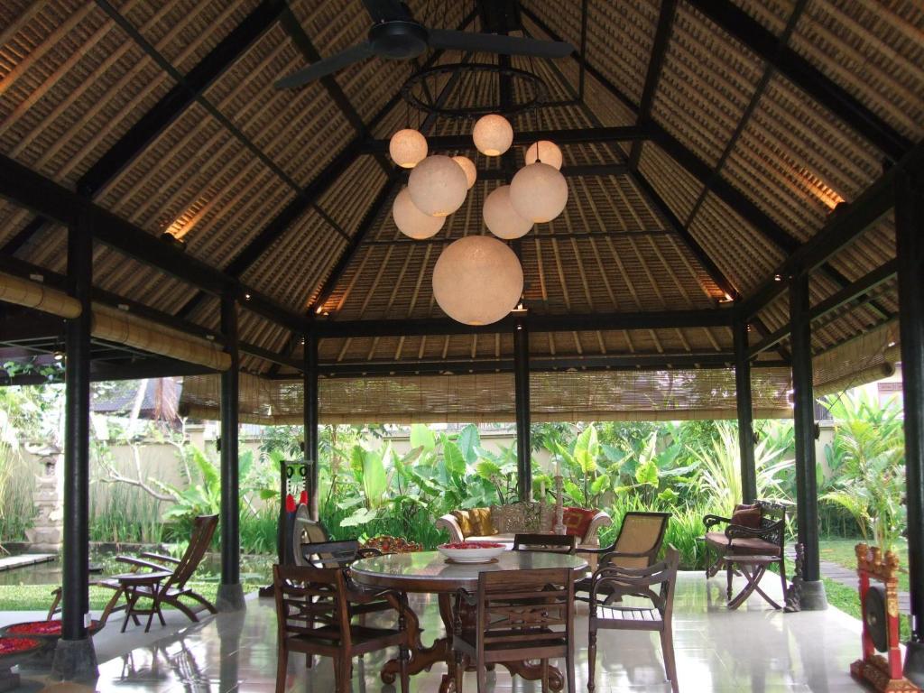 Puri Lotus Hotel Ubud  Exterior photo
